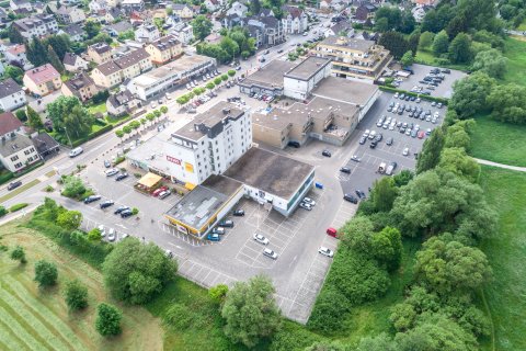 Aartalzentrum - Wohn- und Geschäftsgebäude